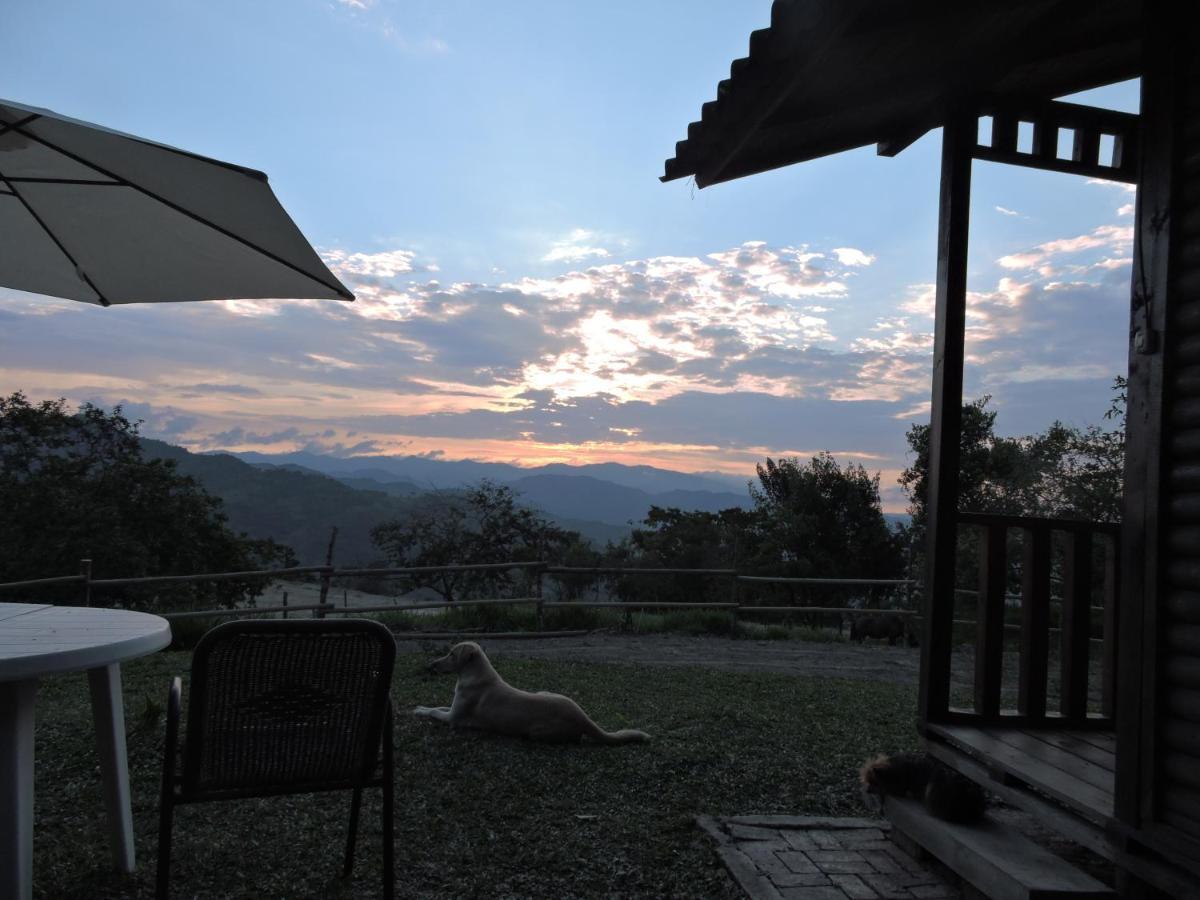Eco-cabanas Altozano Lodge *