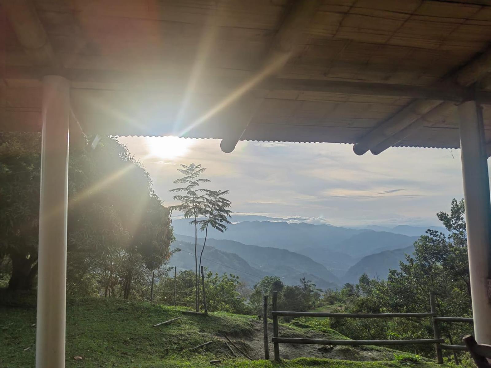 Eco-cabanas Altozano Lodge *